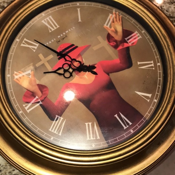 Beautiful Clock. SOLD - Picture 2 of 4